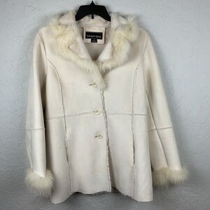 Women's Regent Park White/Cream Fur-Trimmed Button Down Coat